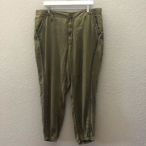 NWOT Anthropologie olive embroidered pants